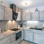 Seetelhotel Ostseeresidenz Bansin Mit Pool Und Unmittelbarer Strandnaehe 4* هيرينجسدورف