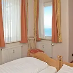Seetelhotel Ostseeresidenz Bansin Mit Pool Und Unmittelbarer Strandnaehe 4*