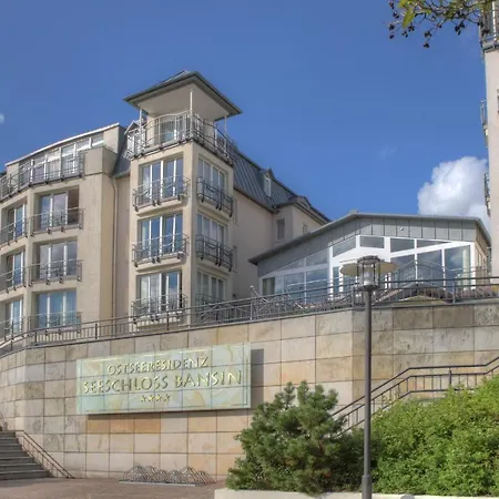 Seetelhotel Ostseeresidenz Bansin Mit Pool Und Unmittelbarer Strandnaehe Heringsdorf