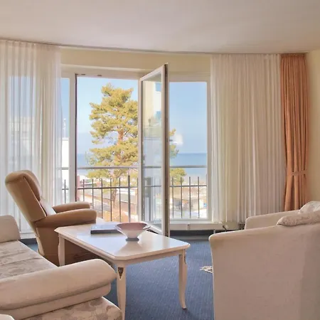 Seetelhotel Ostseeresidenz Bansin Mit Pool Und Unmittelbarer Strandnaehe هيرينجسدورف